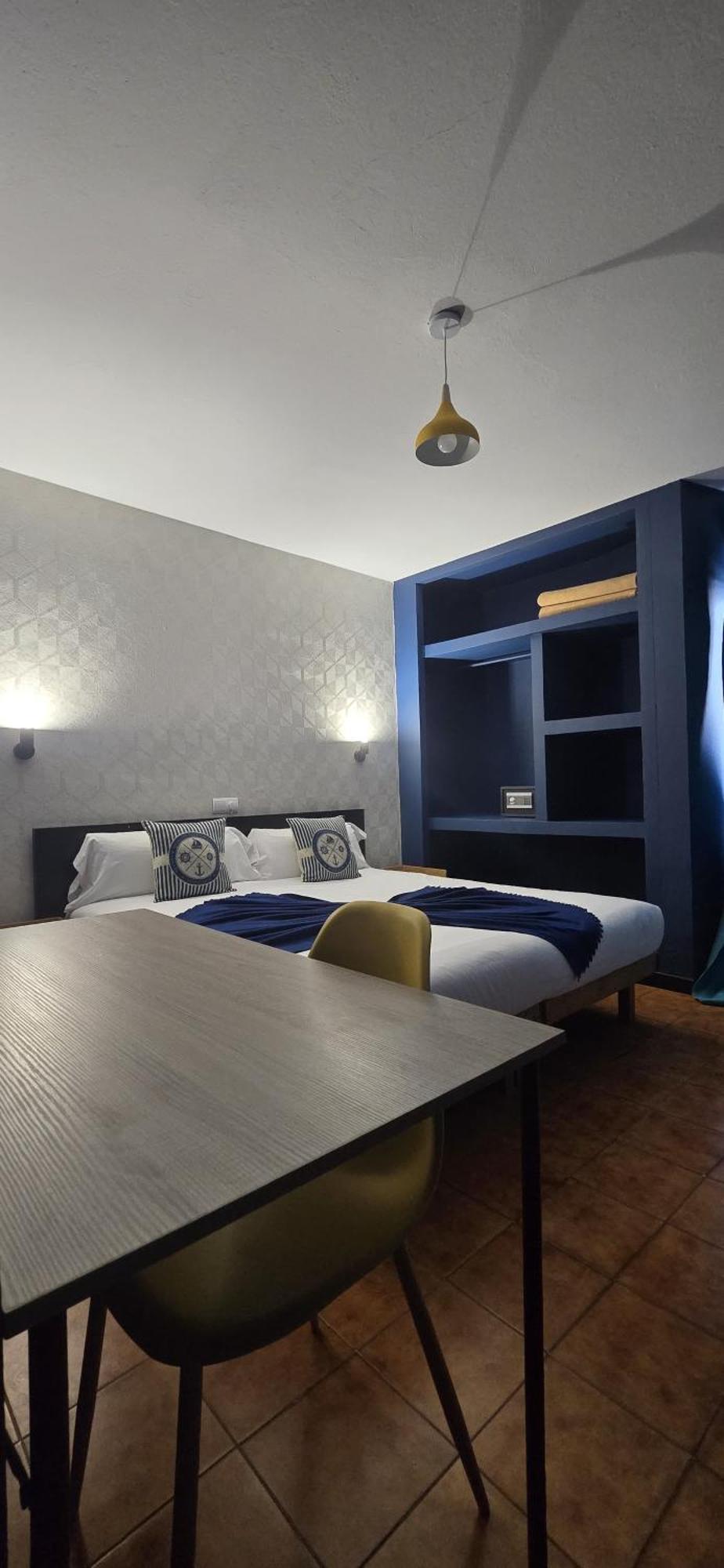 Hostal Balearic (Adults Only) San Antonio  Exterior photo